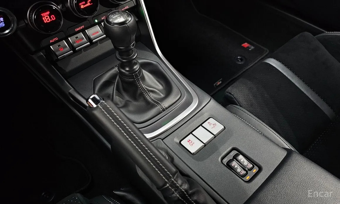 Фото 9 - Toyota 86