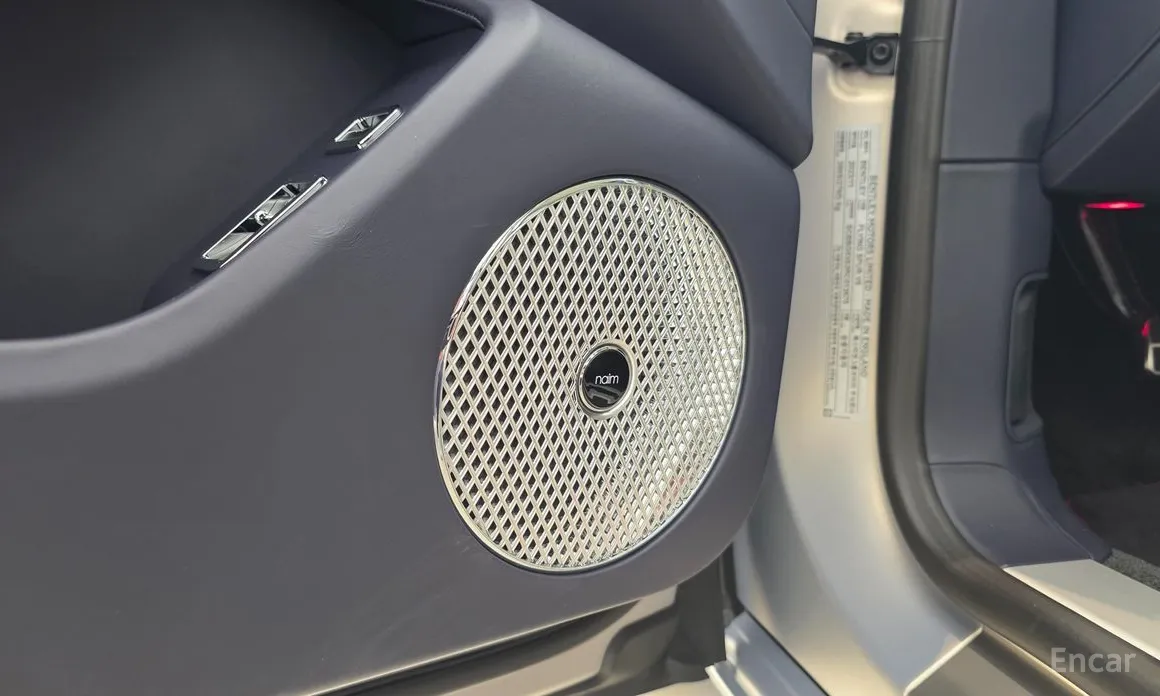 Фото 19 - Bentley Flying Spur