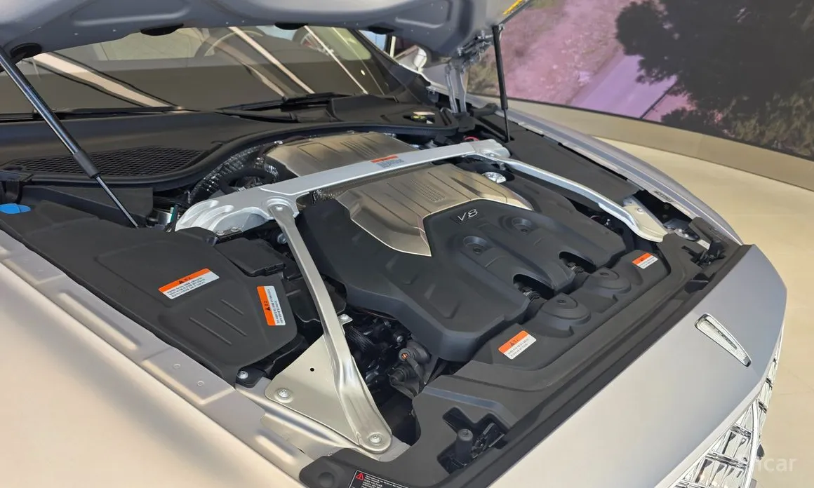 Фото 20 - Bentley Flying Spur