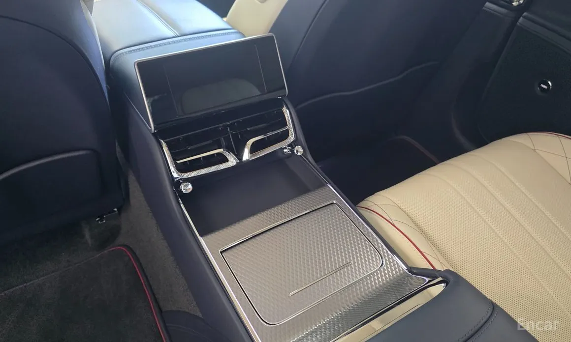 Фото 9 - Bentley Flying Spur