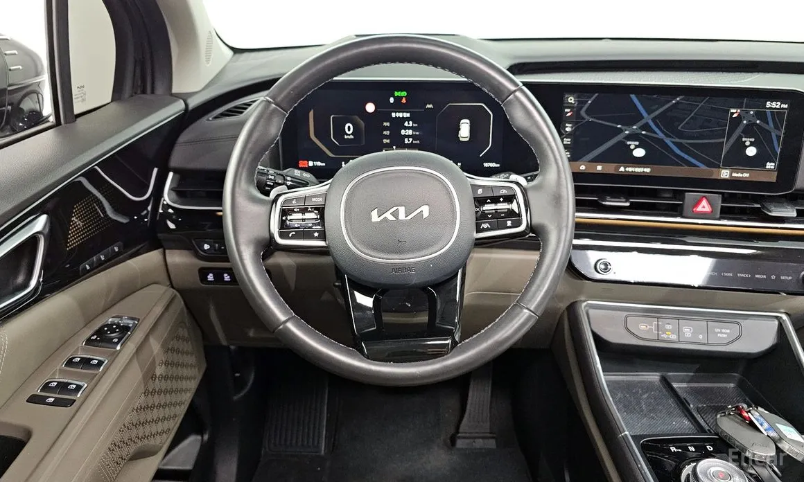 Фото 13 - Kia Carnival