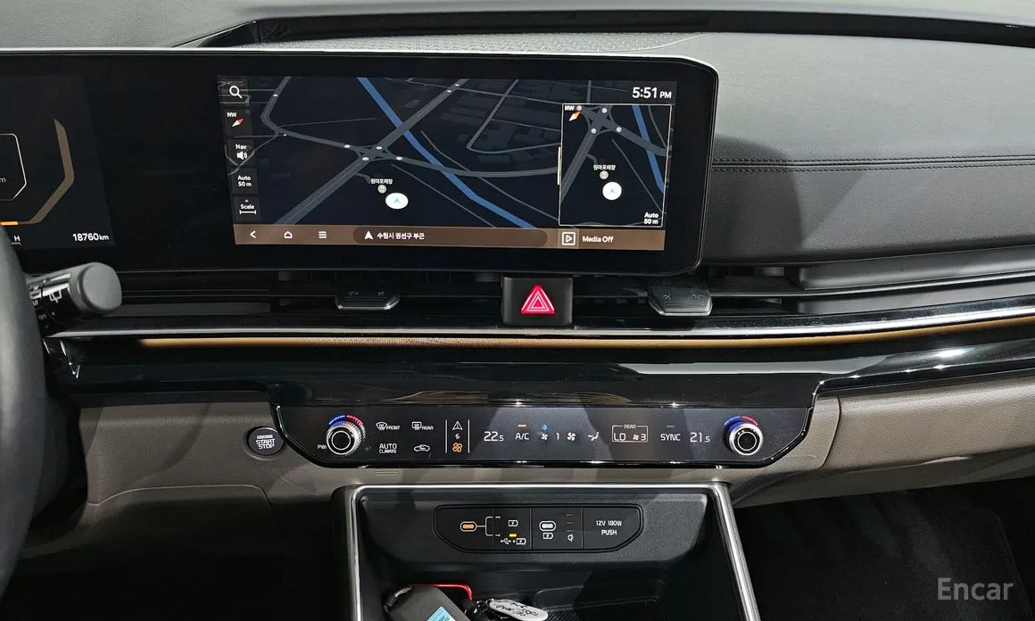 Фото 14 - Kia Carnival