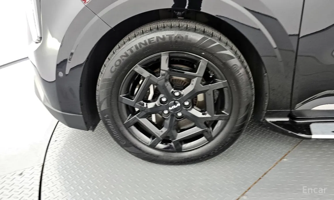 Фото 5 - Kia Carnival