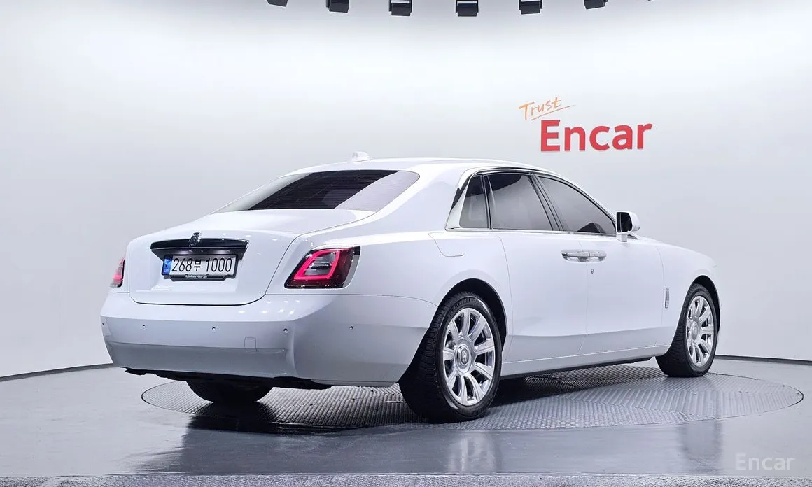 Фото 2 - Rolls-Royce Ghost