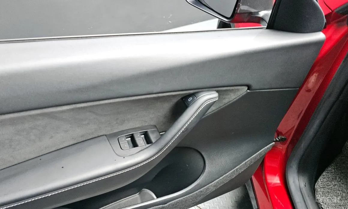 Фото 18 - Tesla Model Y