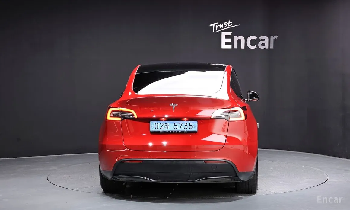 Фото 4 - Tesla Model Y
