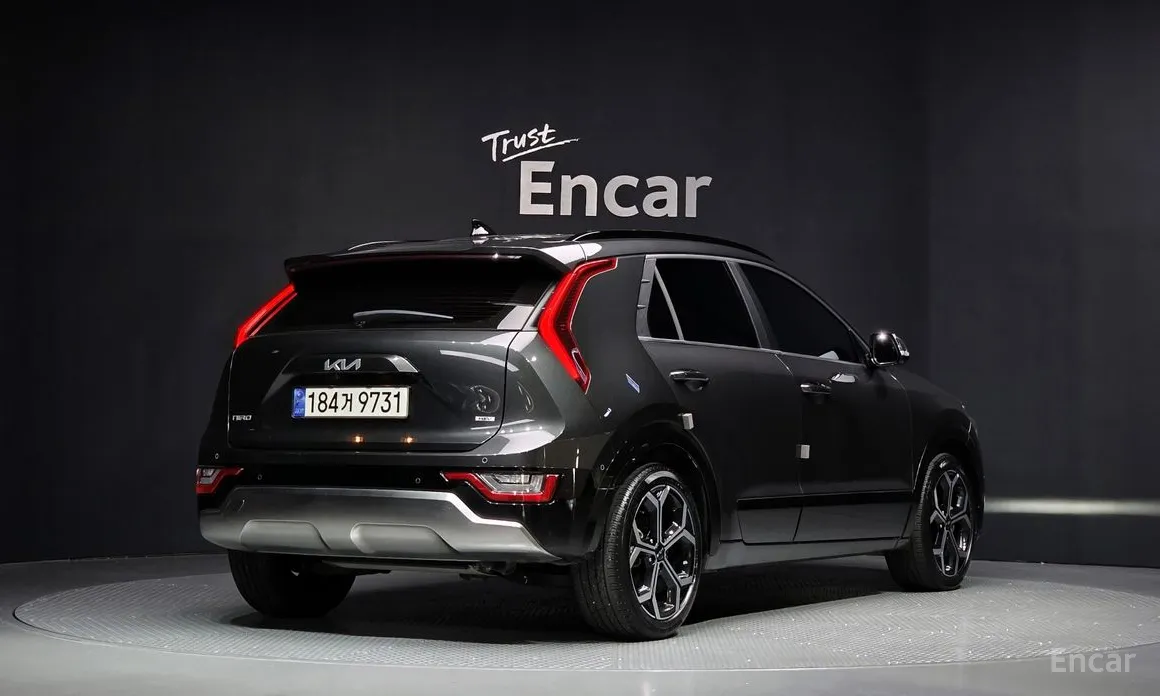 Фото 2 - Kia Niro