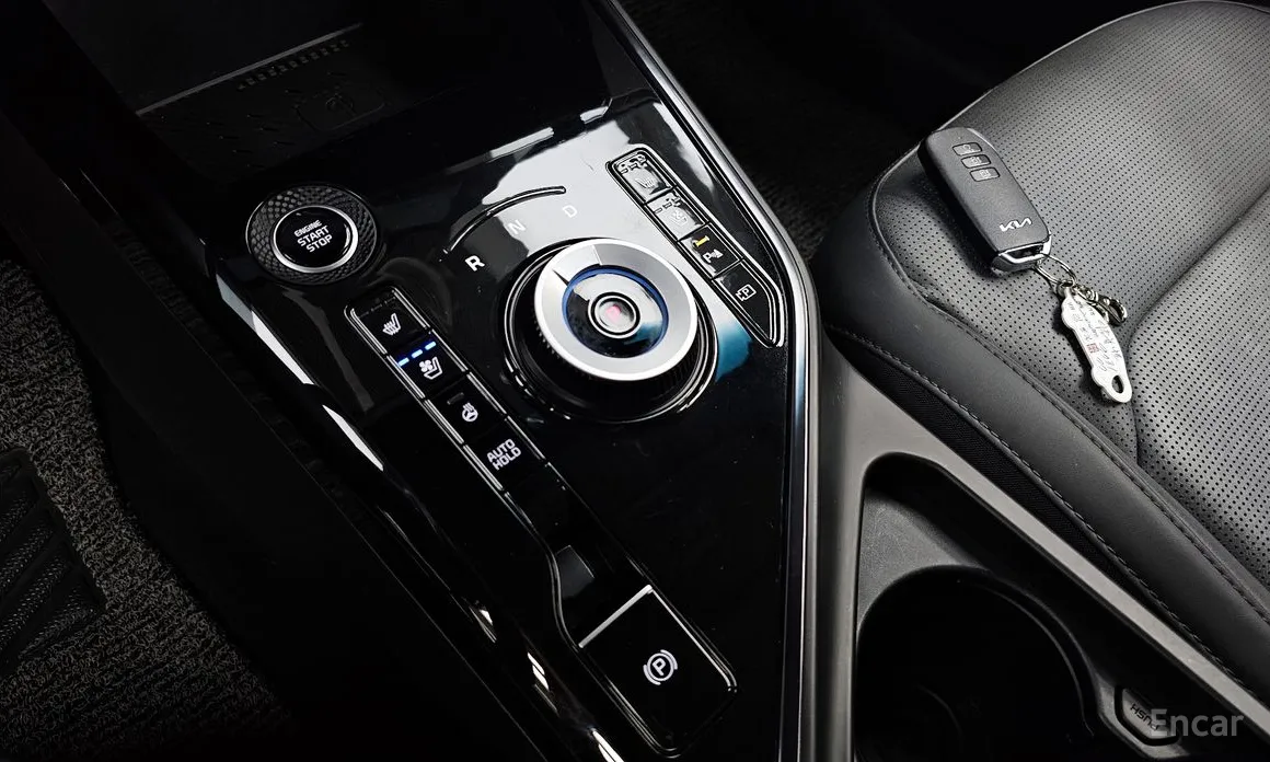 Фото 9 - Kia Niro