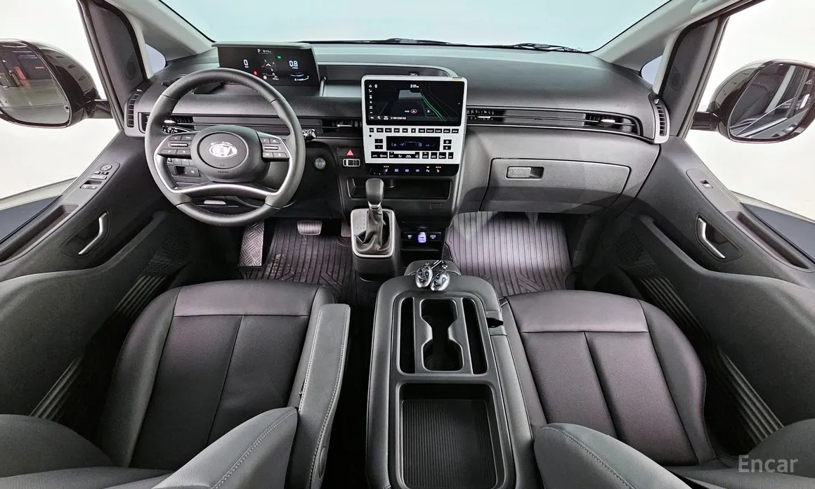 Фото 7 - Hyundai Staria