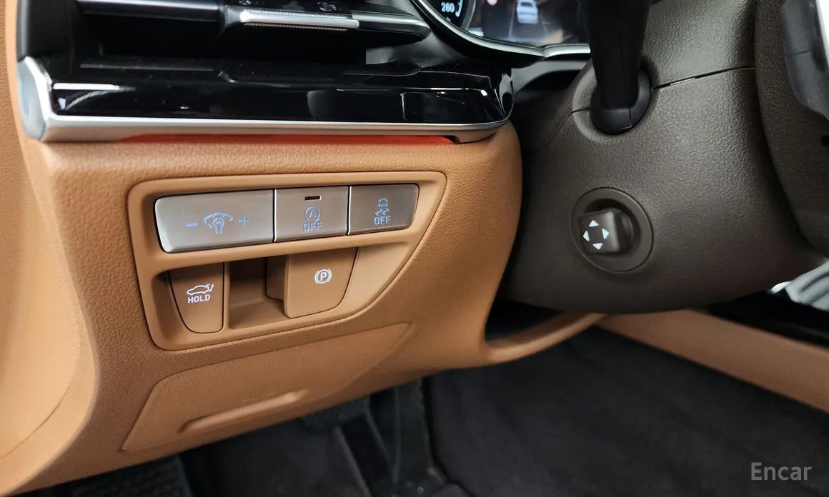 Фото 16 - Genesis G80