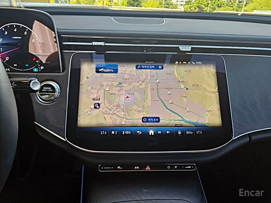 Фото 11 - Mercedes-Benz E-Class