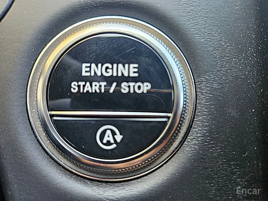 Фото 13 - Mercedes-Benz E-Class