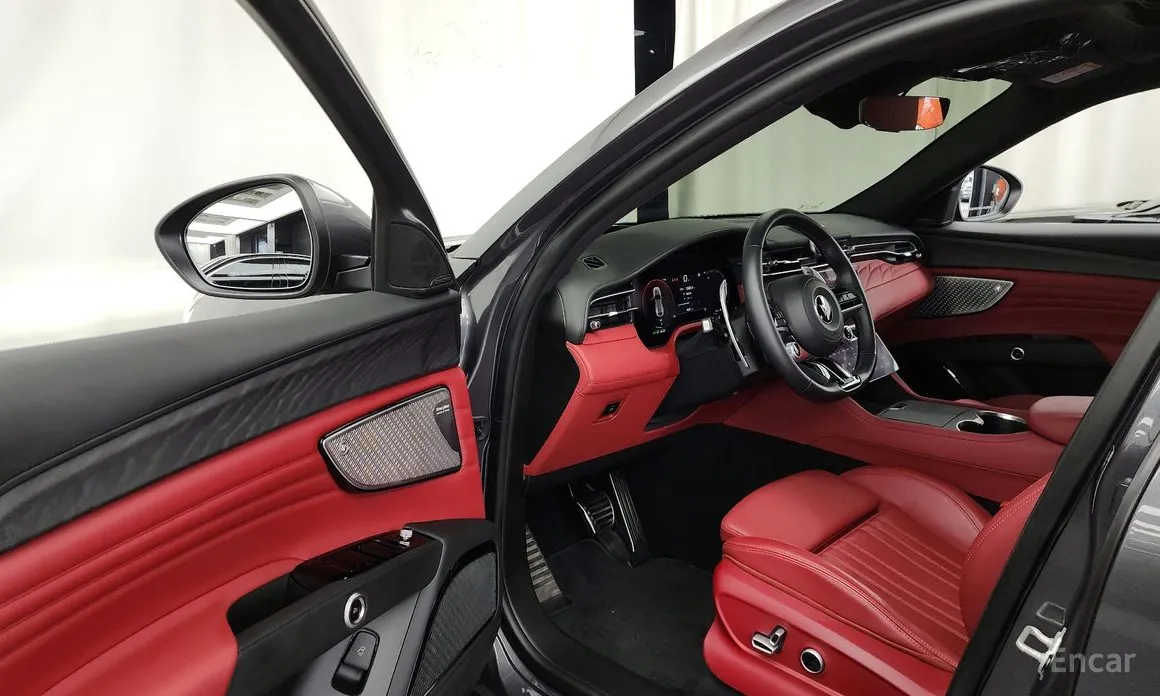 Фото 10 - Maserati Grecale