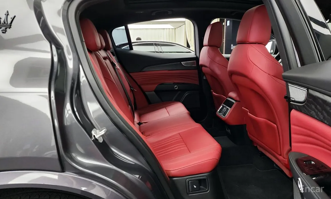 Фото 12 - Maserati Grecale