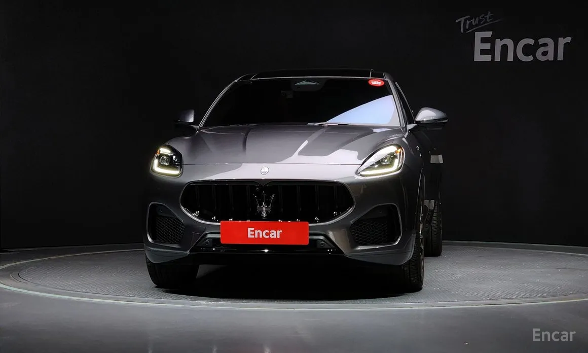 Фото 3 - Maserati Grecale