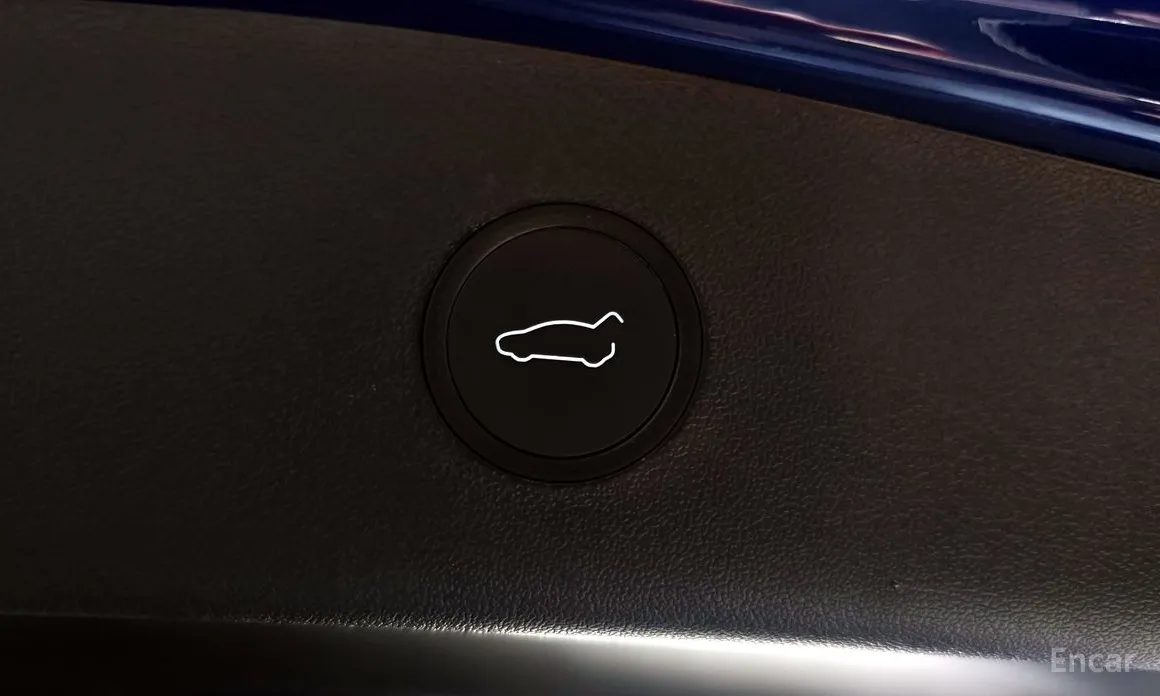 Photo 20 - Tesla Model 3