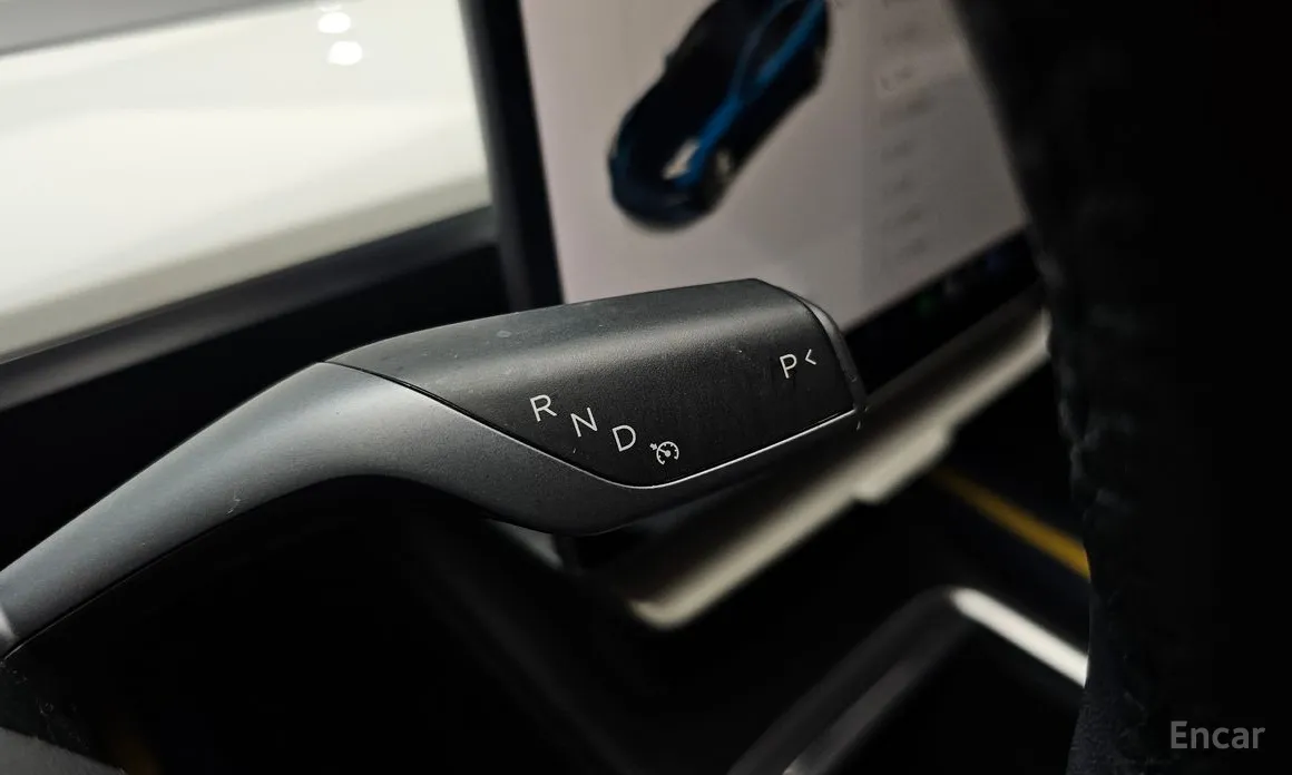 Photo 9 - Tesla Model 3