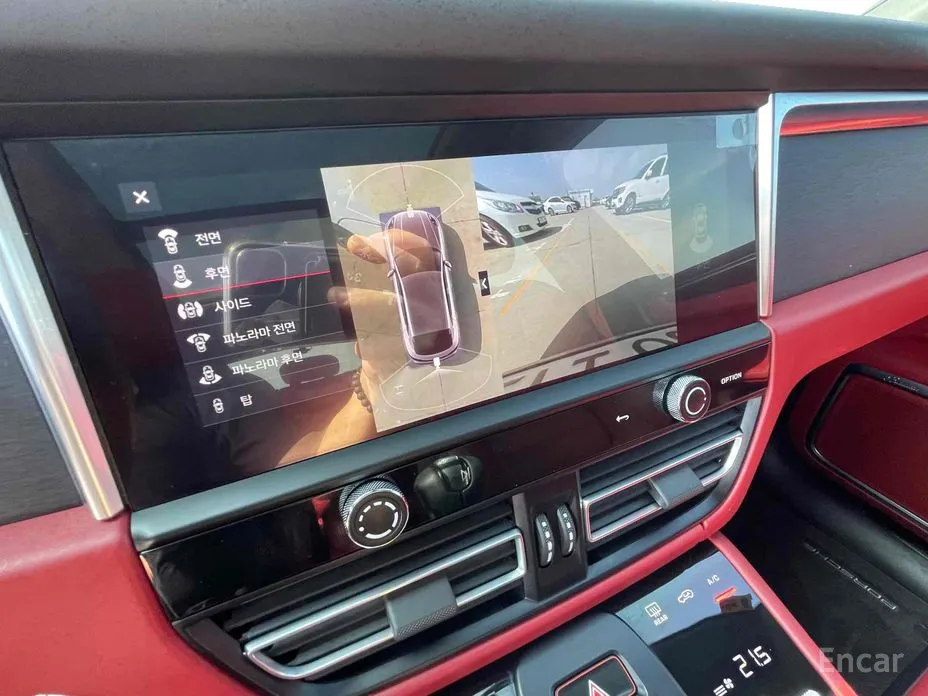 Фото 12 - Porsche Macan