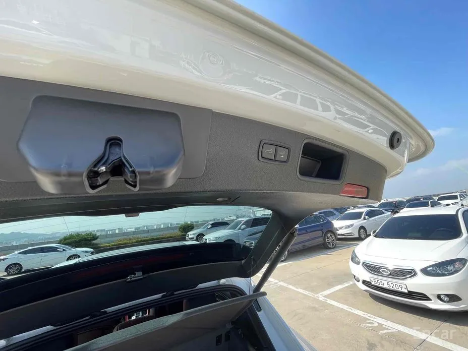 Фото 18 - Porsche Macan