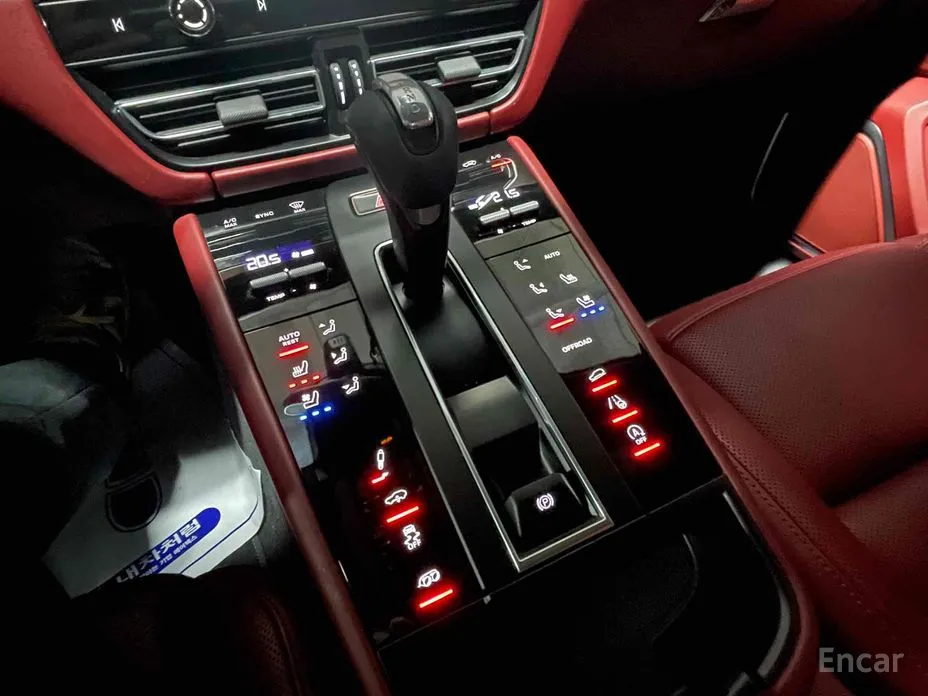 Фото 9 - Porsche Macan