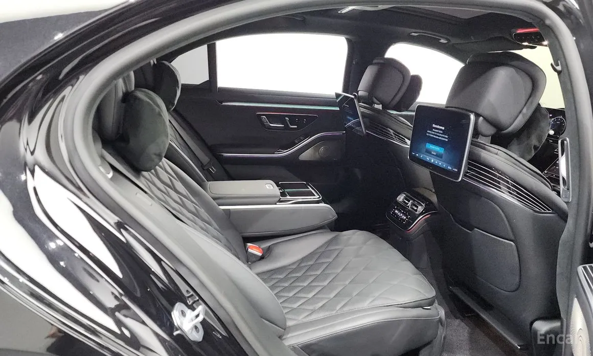 Фото 12 - Mercedes-Benz S-Class