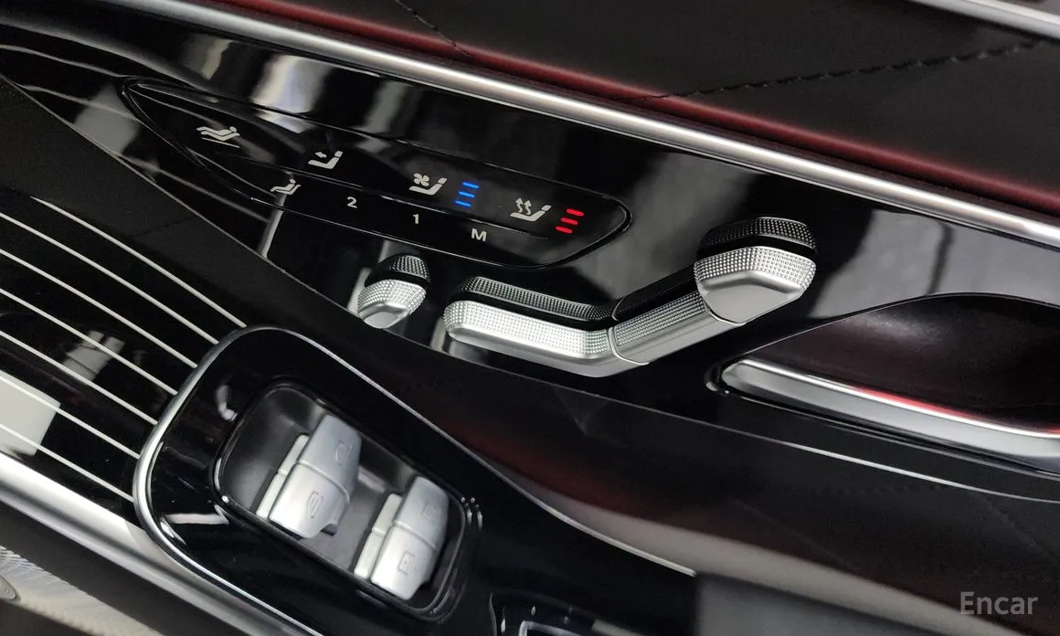 Фото 18 - Mercedes-Benz S-Class