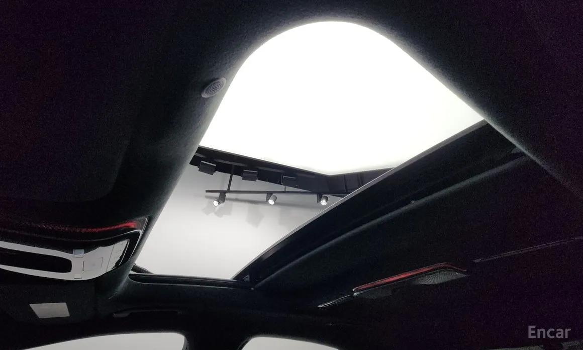 Фото 19 - Mercedes-Benz S-Class