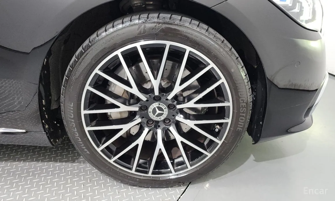 Фото 5 - Mercedes-Benz S-Class