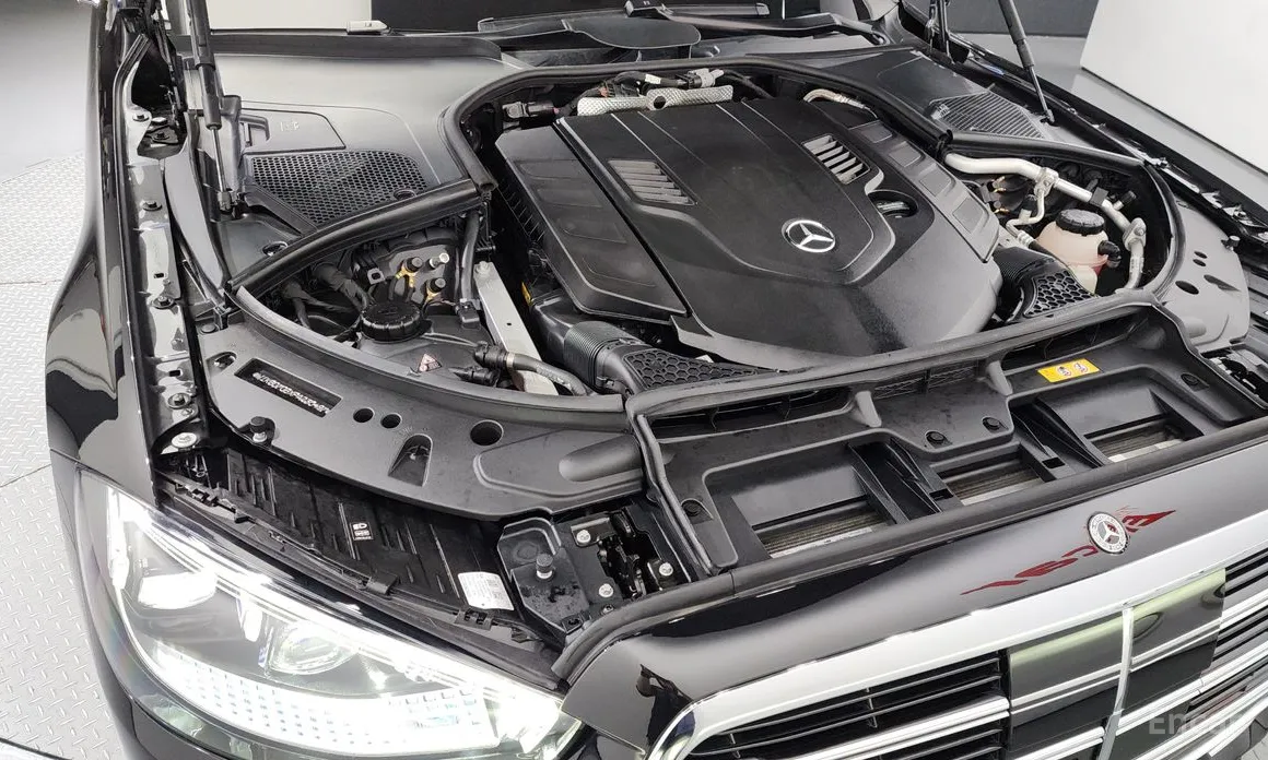 Фото 6 - Mercedes-Benz S-Class