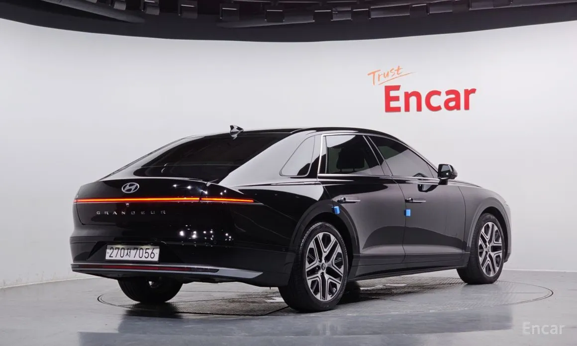 Фото 2 - Hyundai Grandeur