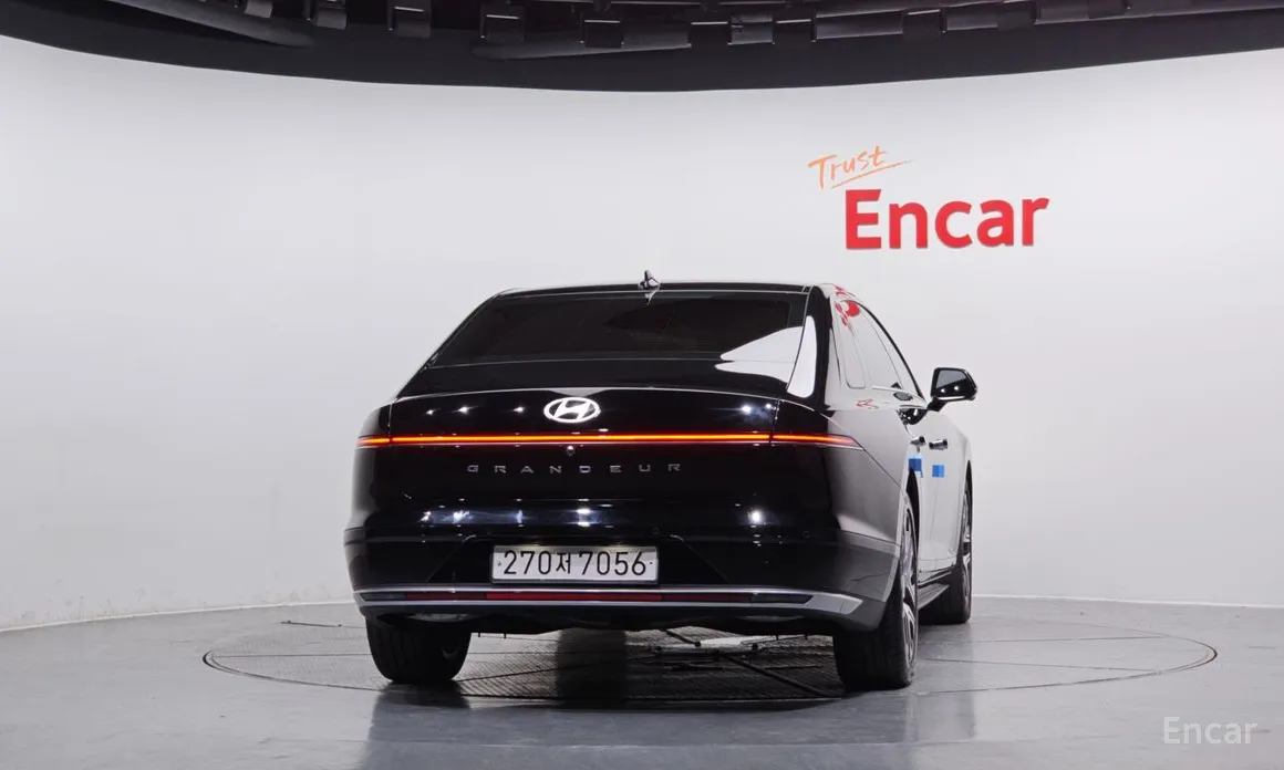 Фото 4 - Hyundai Grandeur