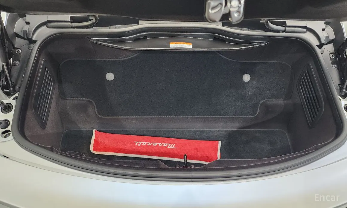 Фото 20 - Maserati MC20