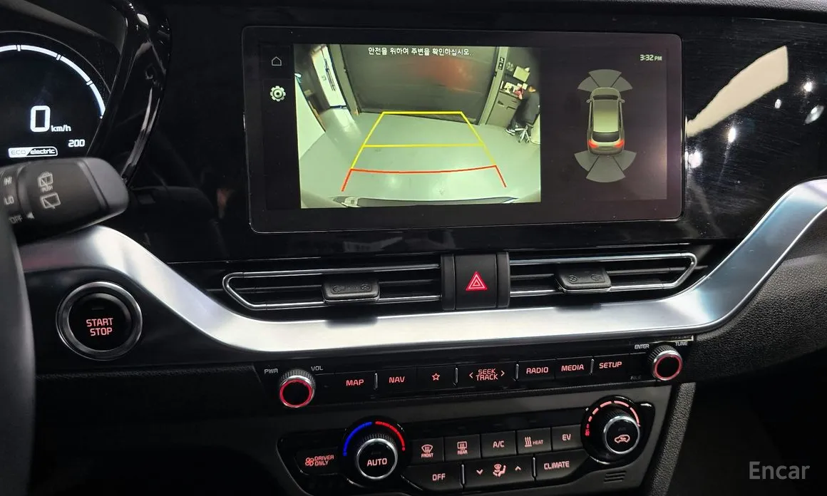 Фото 15 - Kia Niro