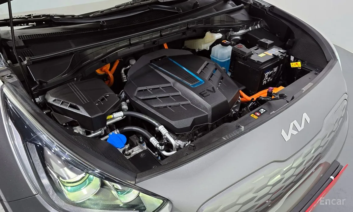 Фото 6 - Kia Niro