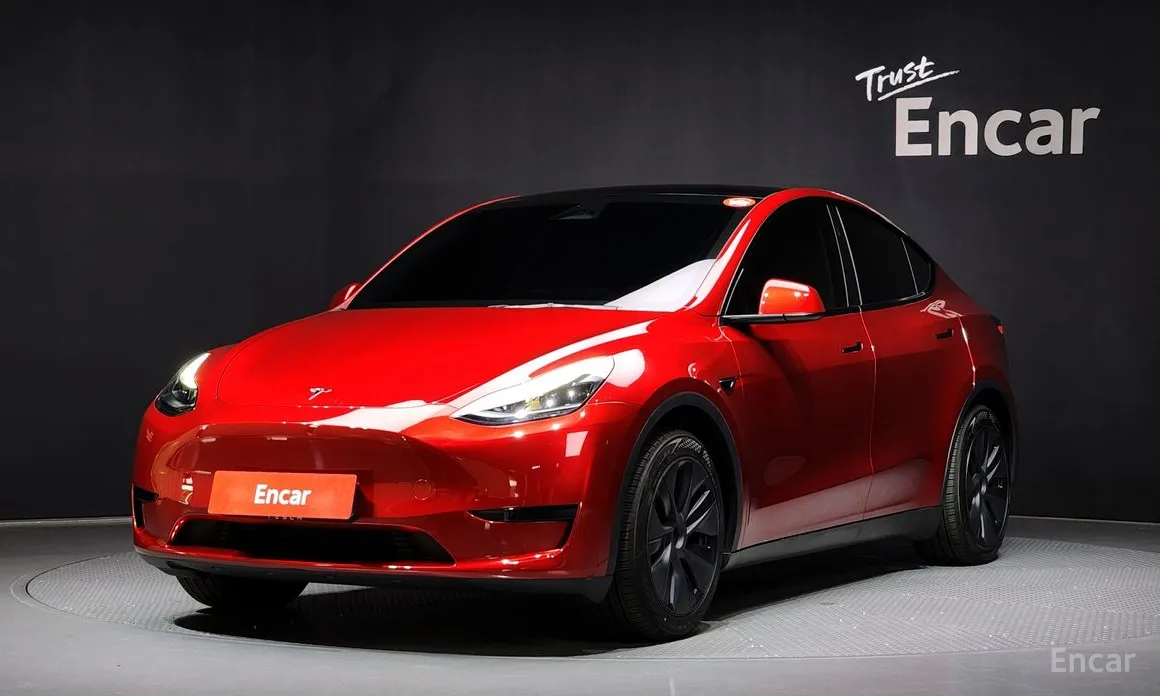 Фото 1 - Tesla Model Y