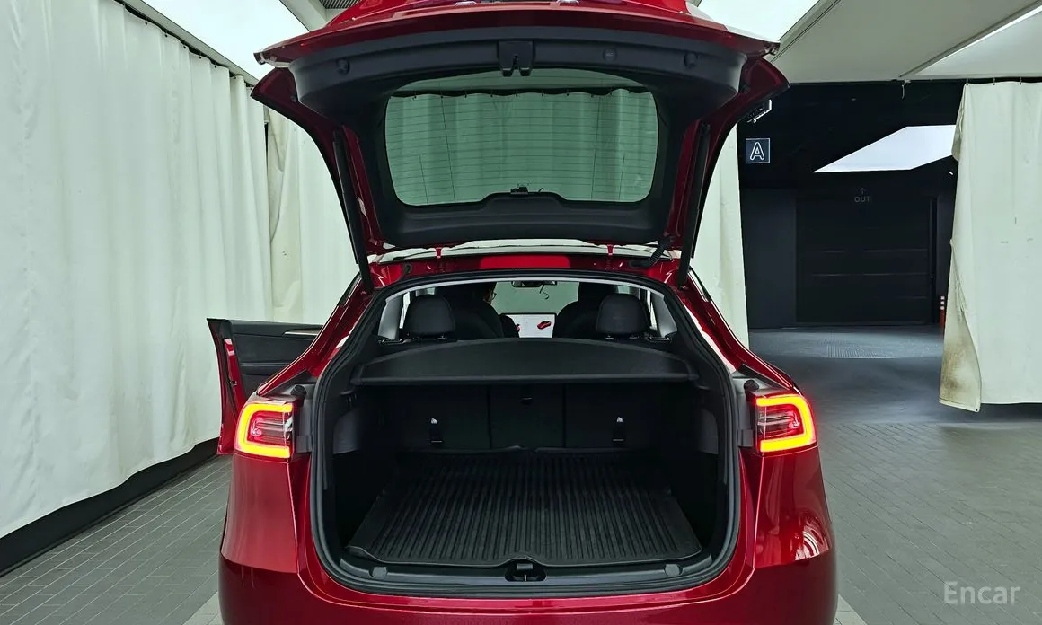 Фото 20 - Tesla Model Y