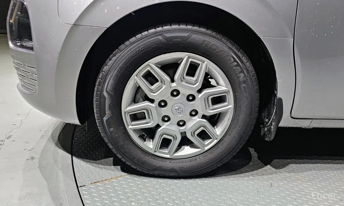 Фото 5 - Hyundai Staria