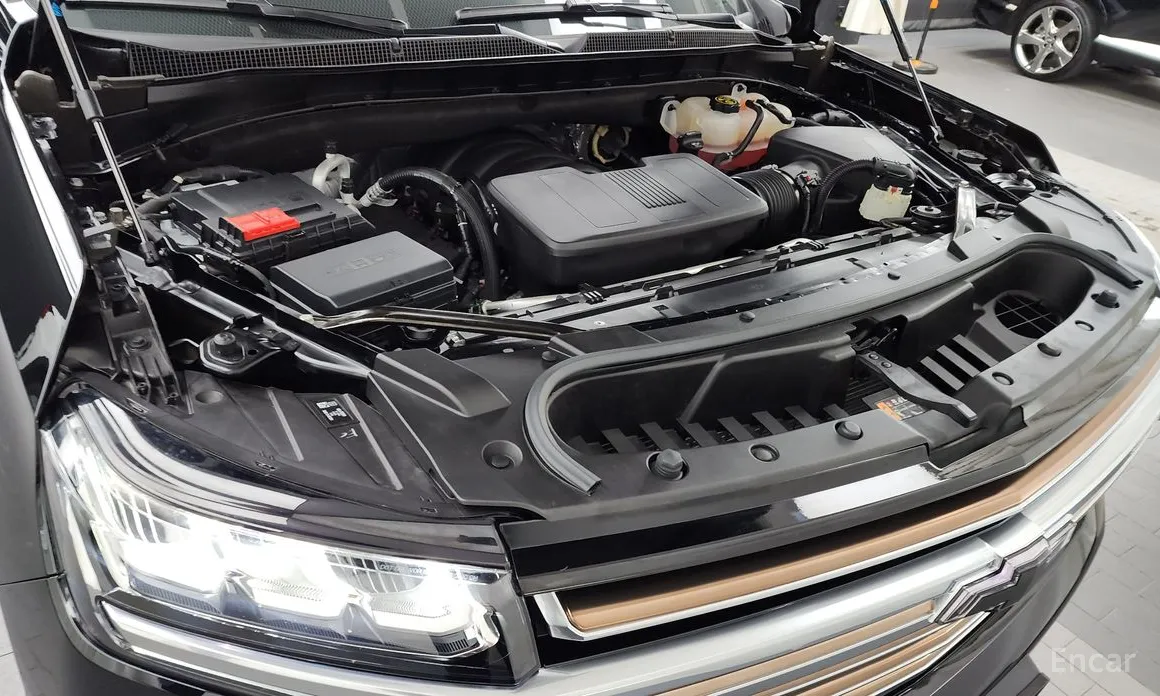 Фото 6 - Chevrolet Tahoe