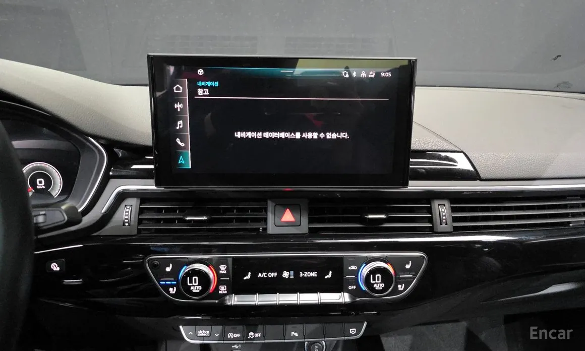 Фото 14 - Audi A4