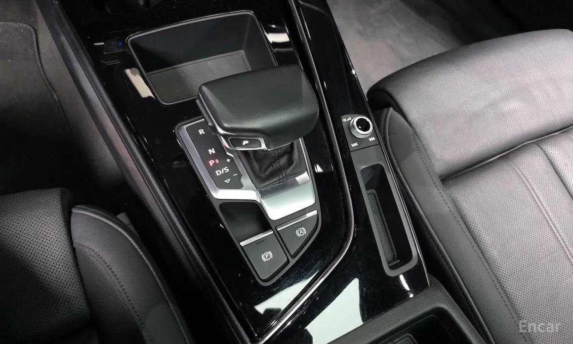 Фото 9 - Audi A4