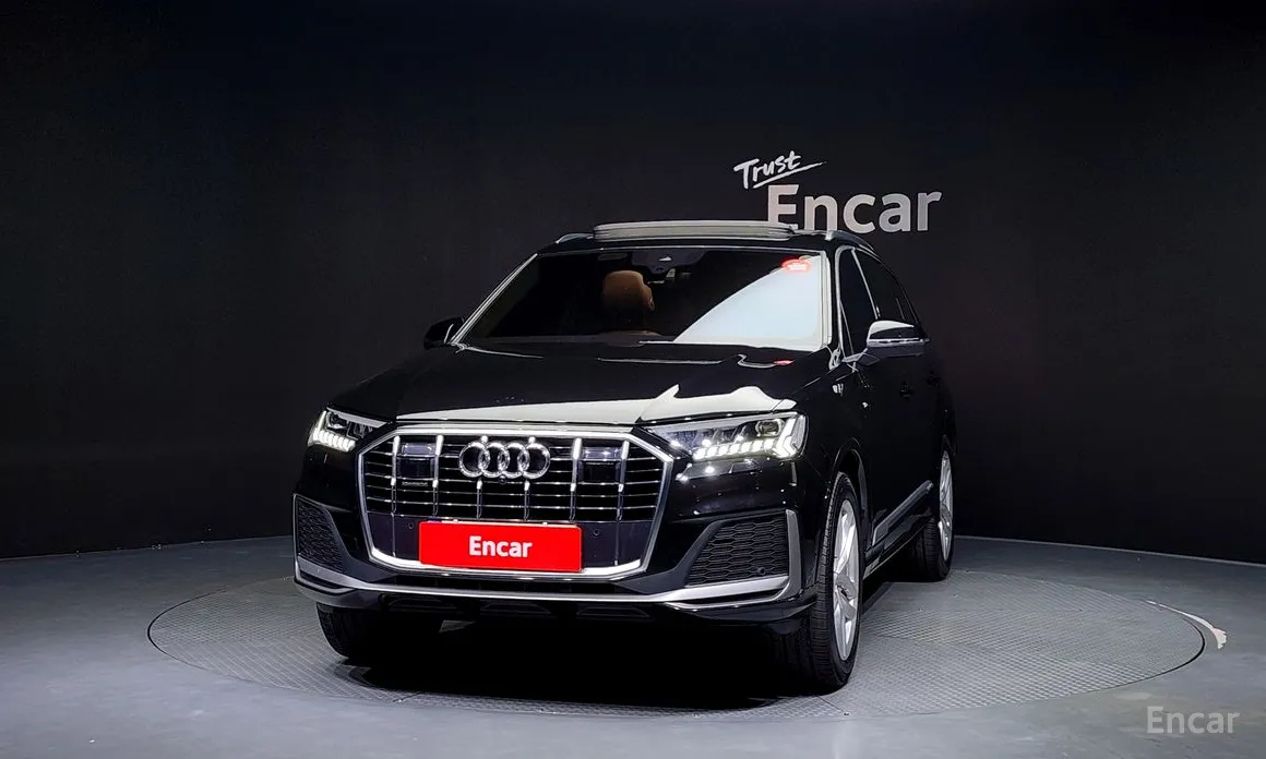 Фото 3 - Audi Q7