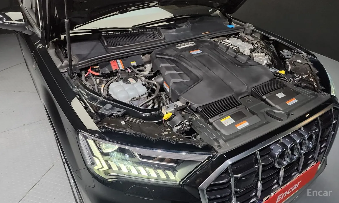 Фото 6 - Audi Q7