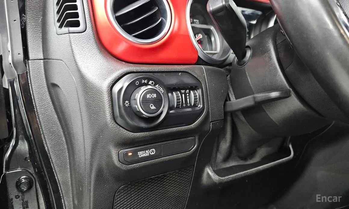 Фото 15 - Jeep Gladiator