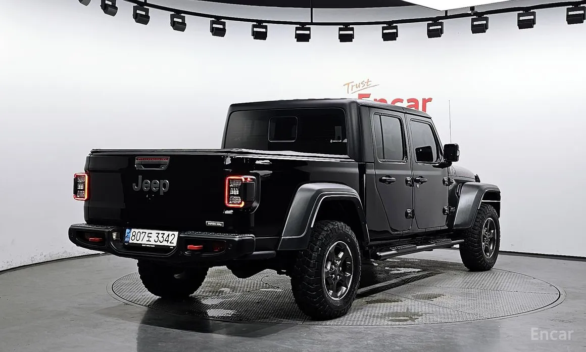 Фото 2 - Jeep Gladiator