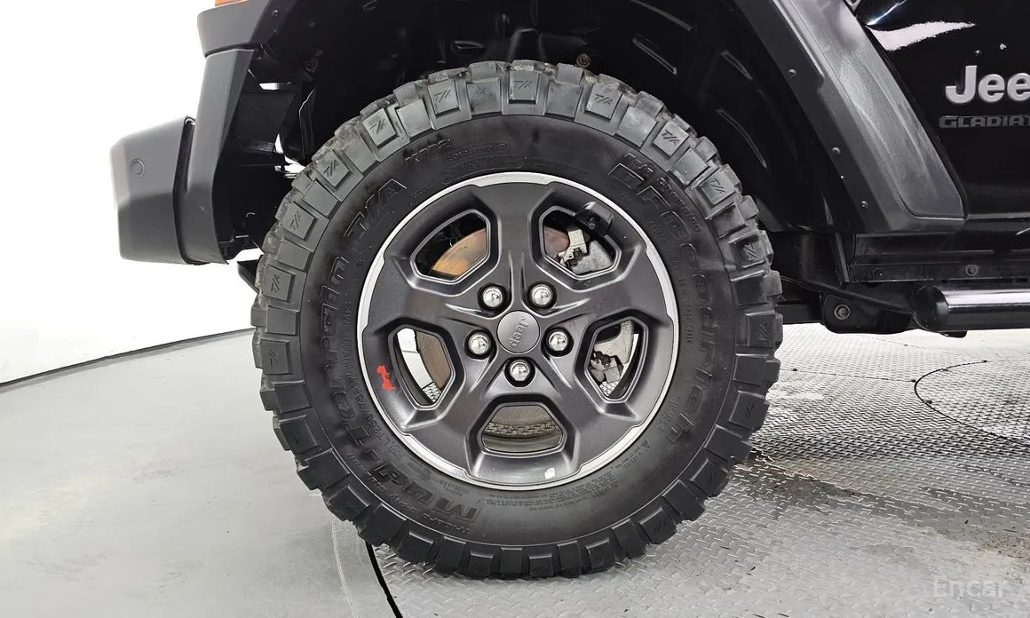 Фото 5 - Jeep Gladiator