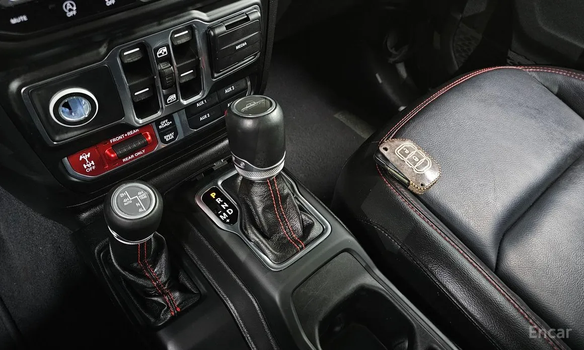 Фото 9 - Jeep Gladiator