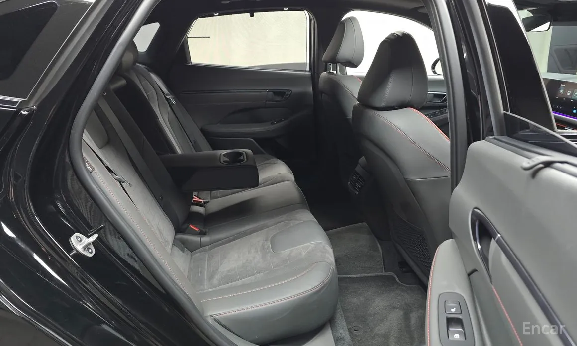 Фото 12 - Hyundai Sonata