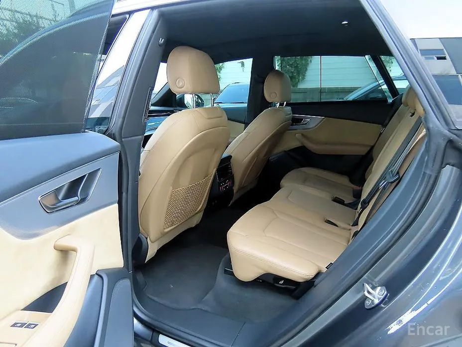 Фото 6 - Audi Q8