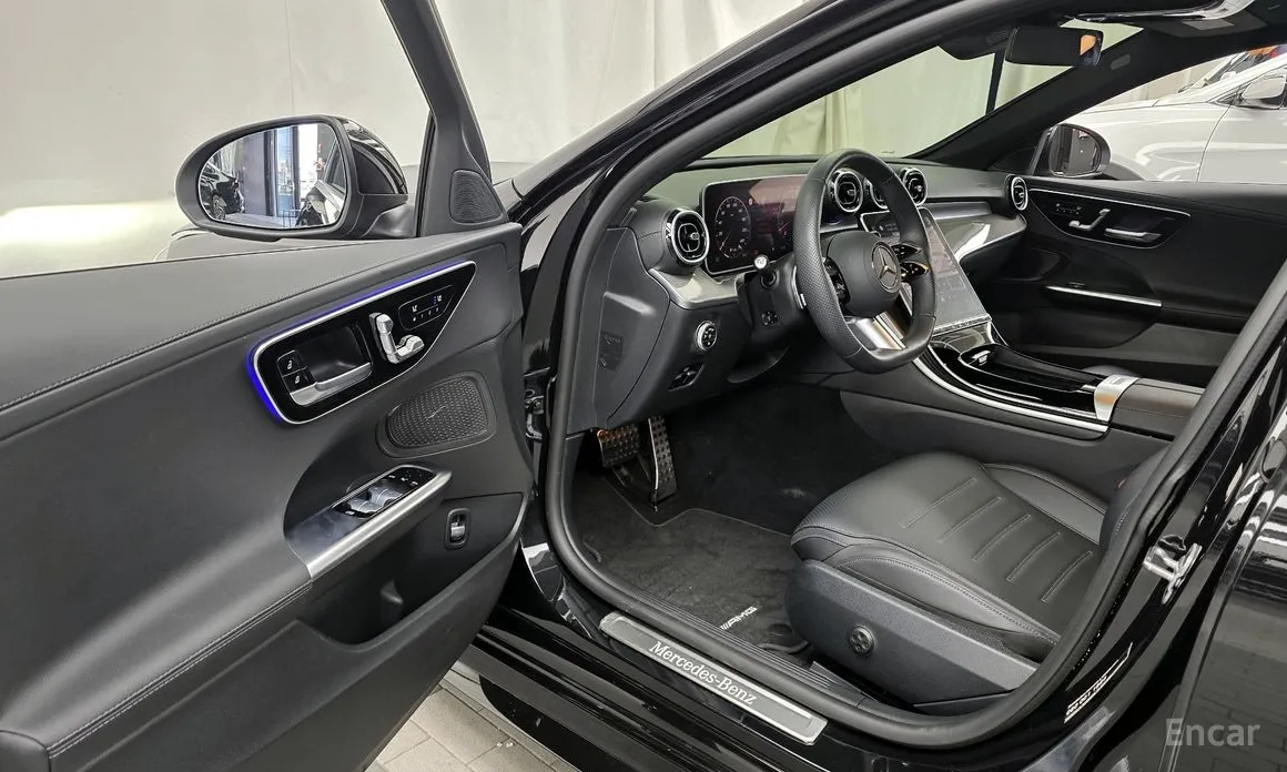 Фото 10 - Mercedes-Benz C-Class