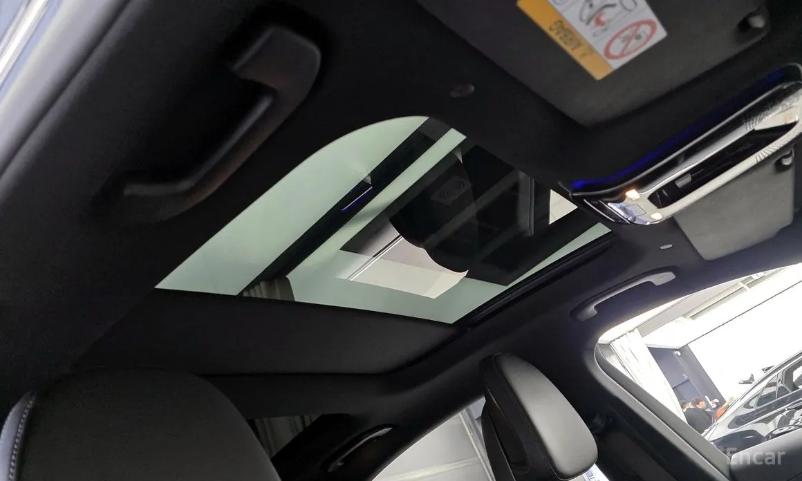 Фото 17 - Mercedes-Benz C-Class